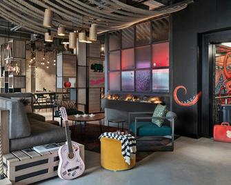 Moxy Bremen - Bremen - Lounge