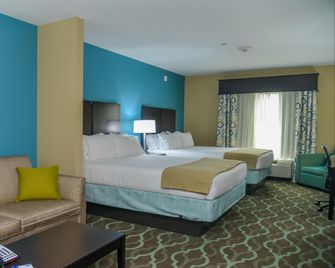 Holiday Inn Express & Suites Cuero By IHG - Cuero - Bedroom