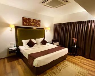 Gis Select Banjara Hills - Hyderabad - Bedroom