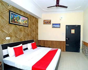 OYO 39812 Welcome Lounge - Ambāla