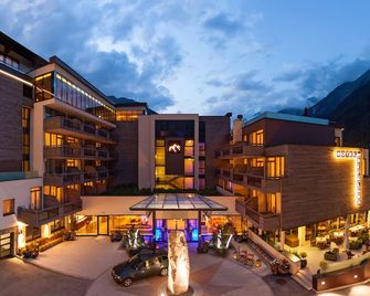Bergland Design- und Wellnesshotel - Sölden - Edifício