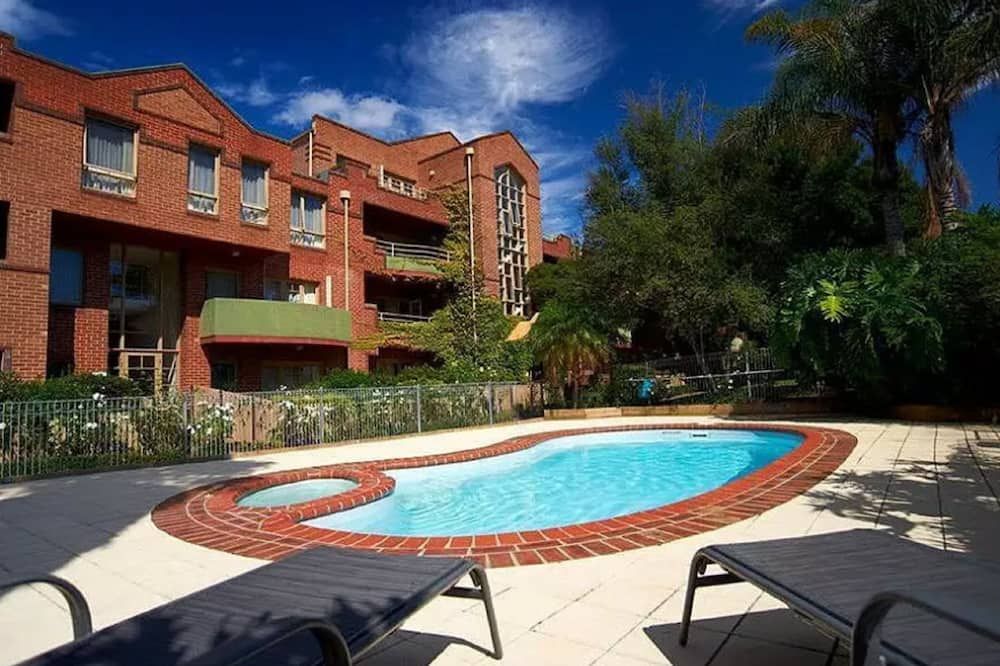 Comfort Apartments Royal Gardens