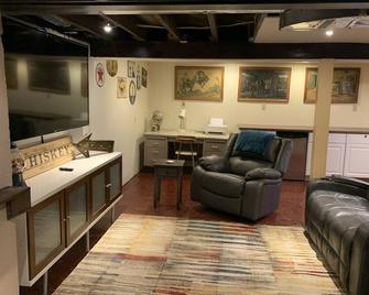Stucco in Baker City - Baker City - Wohnzimmer