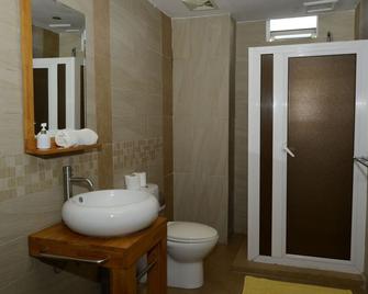 Villa Narmada - Grand Baie - Bathroom