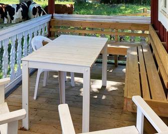 4 Person Holiday Home In Vetlanda-By Traum - Vetlanda - Terasa