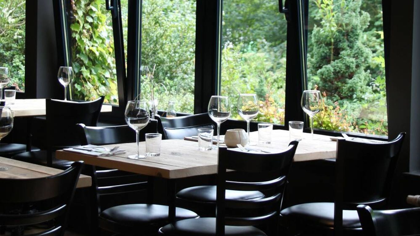 Hôtel Val de Poix- Logis Hôtel Restaurant