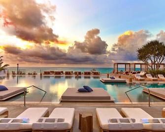 1 Hotel South Beach - Miami Beach - Pool