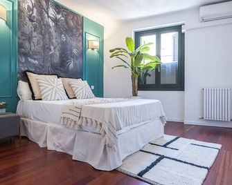 AH- Maravilloso apartamento junto a Plaza de España - Madrid - Soverom