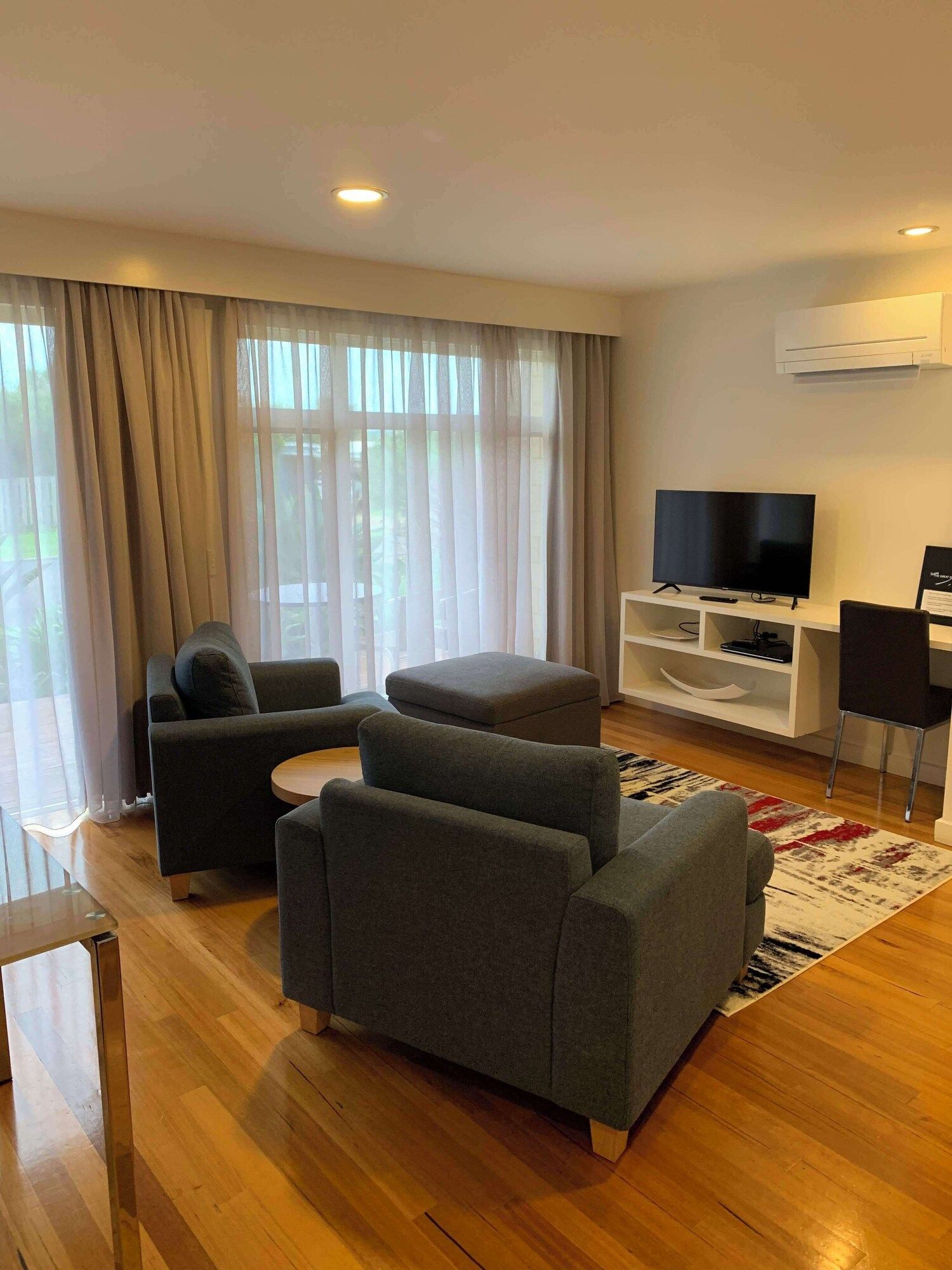 Port Campbell Parkview Motel & Apartments - פורט קמפבל - סלון
