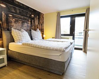 Mühlentaler vacation apartment, the Sleeping Beauty of the Moselle (Beilstein) Whng 2 - Beilstein - Schlafzimmer