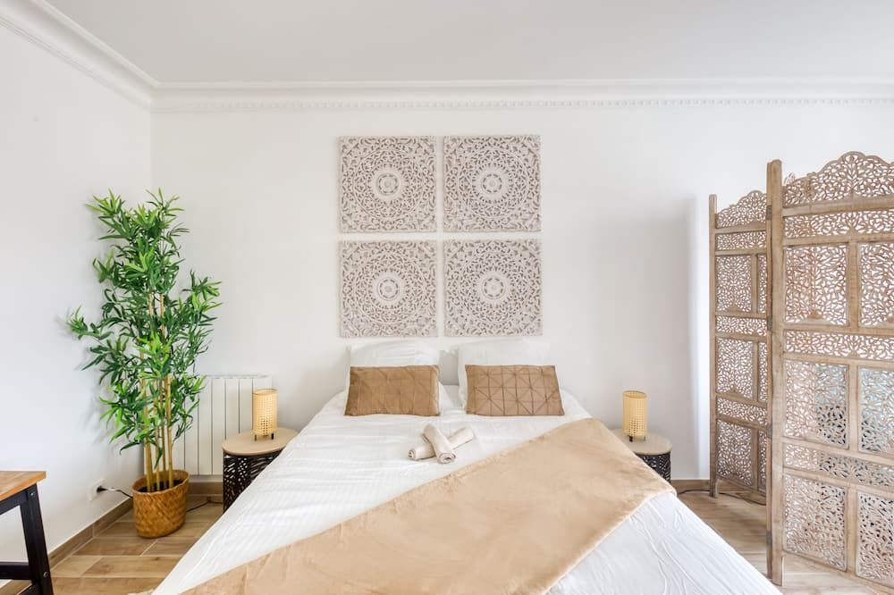 Au Bord Du Port, Relaxing Studio With Water View - Cergy - Habitación