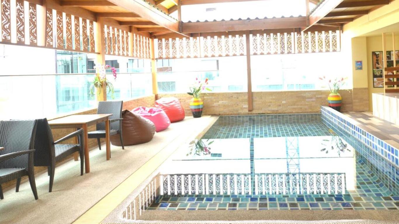 The Patong Center Hotel