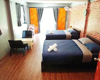 Chan Cha La 99 Hostel - Bangkok