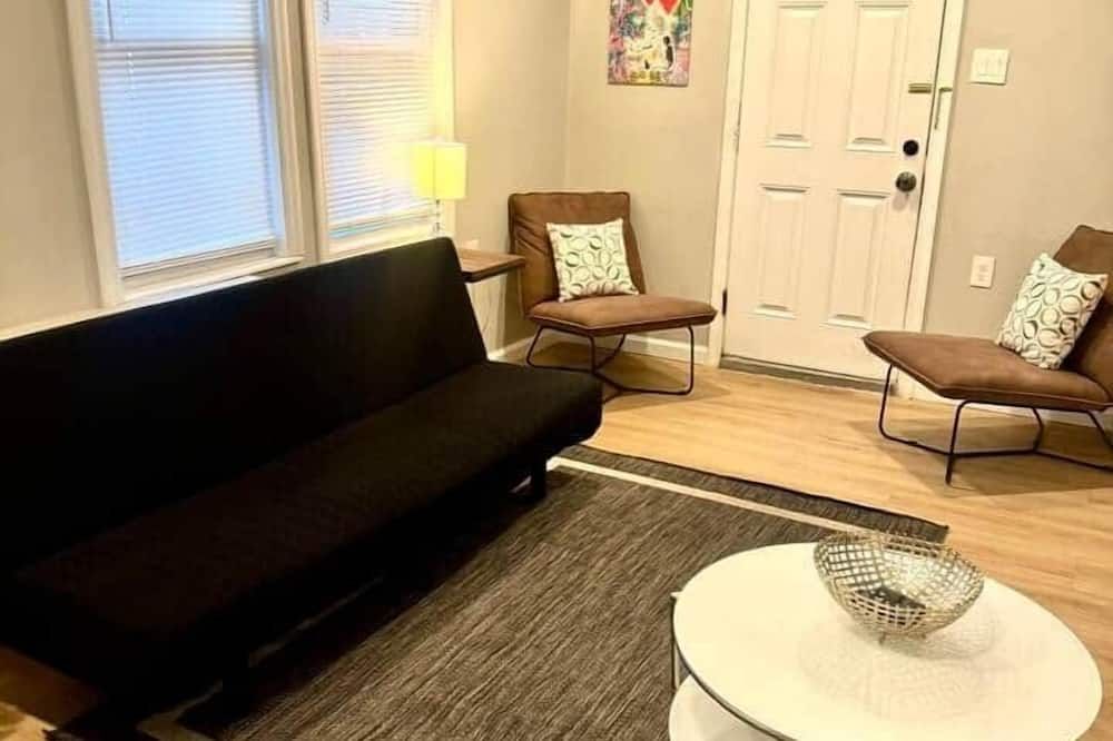 2 bedroom next to Tropicana casino ,unit 1 - Atlantic City - Ruang tamu