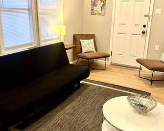 2 bedroom next to Tropicana casino ,unit 1 - Atlantic City - Pokój dzienny