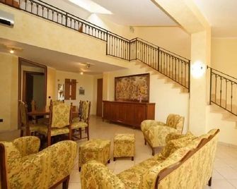 Bruno B&B - Cropani