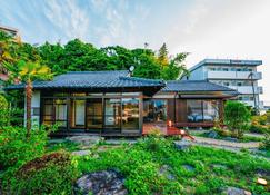 Luxury rental guest house / Hatsukaichi Hiroshima - ฮะสึกะอิชิ - อาคาร