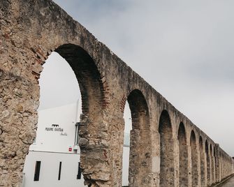 &Tales Suites - Óbidos - Óbidos