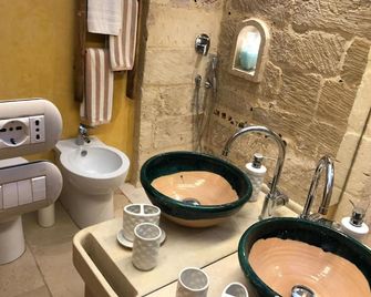 Borgoincorte - Martano - Baño