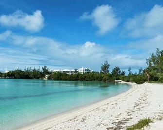 Romantic - Pool & Ocean View, WiFi, Kayaks, parking - Tucker’s Town - Beach