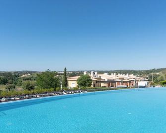 Vale da Ribeira Residences - Mexilhoeira Grande - Piscina