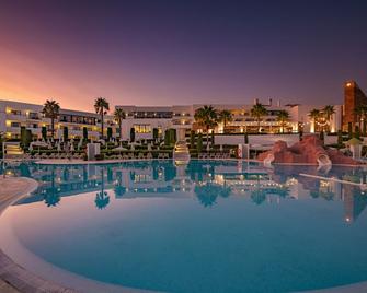 Hotel Fuerte El Rompido - Cartaya - Piscine