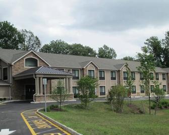 Comfort & Affordability Near Major Highways | 3 Units - Monmouth Junction - Будівля