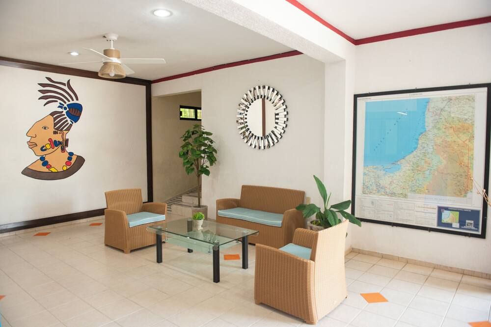 Hotel Uxulkah - קמפצ'ה - לובי
