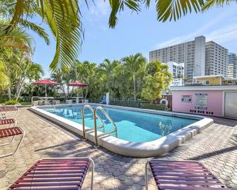 Seahorse Guesthouse - Pompano Beach - Zwembad