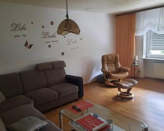 Ferienwohnung Markert - Staffelstein - Wohnzimmer