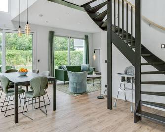 Holiday home on Texel with garden - De Koog - Dining room