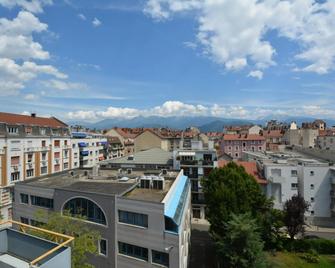 Hotel Lux - Grenoble