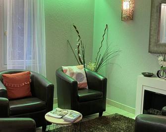 Hotel Inn Design Le Havre - Montivilliers - Living room