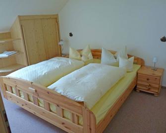 Landhotel Sonneck - Feldberg - Bedroom