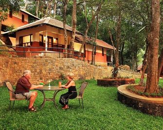 Vythiri Greens Resort - Chundale - Patio