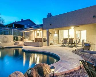 Breathtaking Views and Htd Pool in Fountain Hills - Fountain Hills - Pool