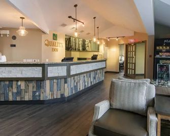 Quality Inn - Medicine Hat - Bar