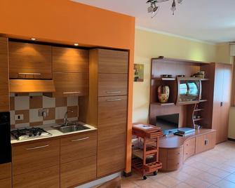 Vacation home in Sabaudia city, available from July 23, 2023 - Sabaudia - Cucina