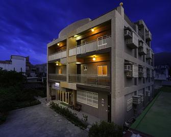 Mei Cun B&b - Shoufeng Township - Building