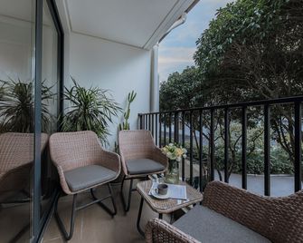 Hangzhou West Lake Yueshang Yunshe Boutique Homestay - Hangzhou - Balcón