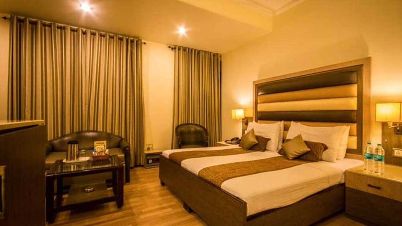 The Suncourt Hotel Yatri