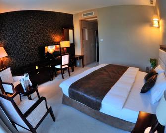 Hotel Alhar - Lubliniec - Habitación