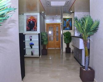 Hotel Hadaik Ain Asserdoune - Beni Mellal - Hallway