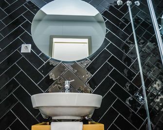 Hotel Singular Porto Aeroporto - Maia (Porto) - Badkamer