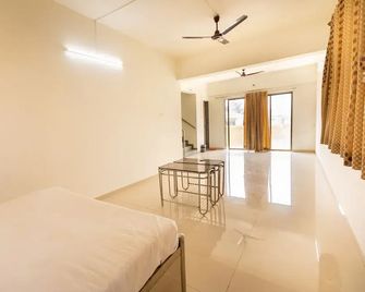 Vivaant Retreat and Conventions. - Igatpuri