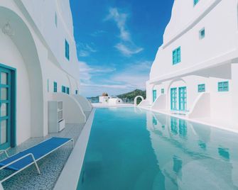 Loccal Collection Hotel Komodo - Labuan Bajo - Zwembad