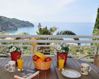 Mazis Apartments - Agios Gordios - Balkon