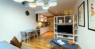 Qbik Loft Aparts - Warsaw - Living room