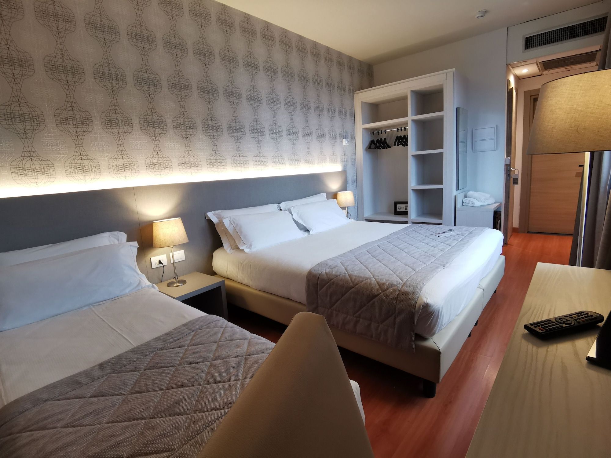 Hotel President - Prato - Soverom