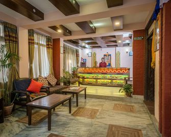 Hotel Yambu - קטמאנדו - דלפק קבלה